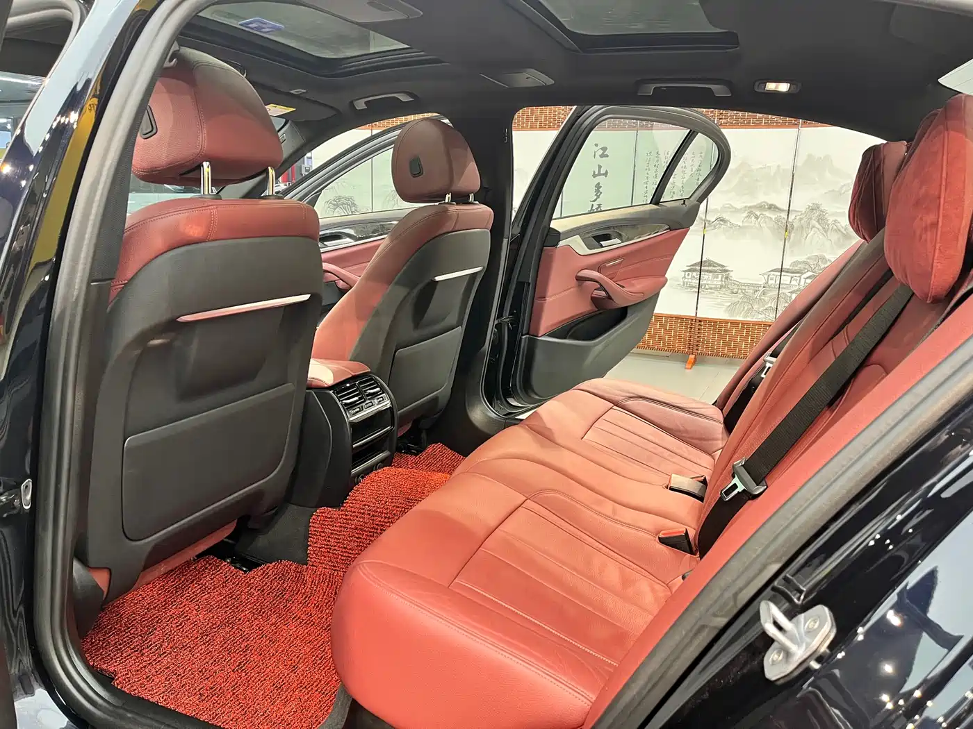 BMW 5 Series 2019 530Li Leading M Sport Package фото 8