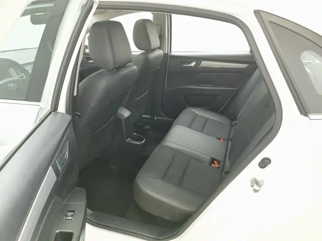 Besturn B30 2016 2016 1.6L Manual Premium Model