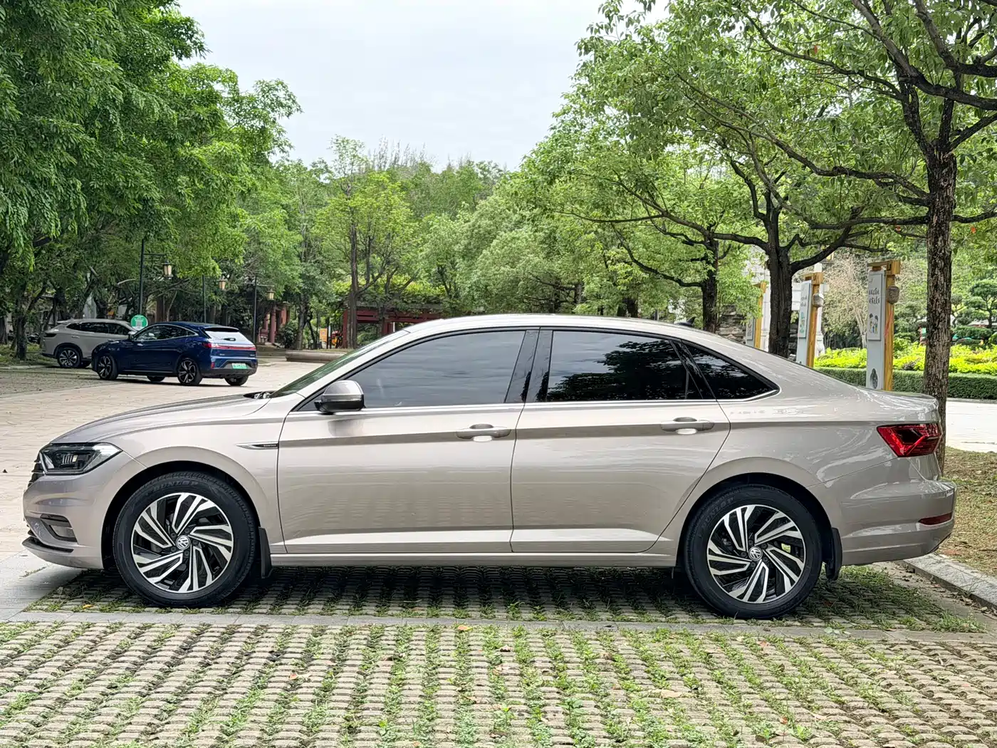 Volkswagen Sagitar 2021 280TSI DSG Comfort Smart Connect Edition фото 4