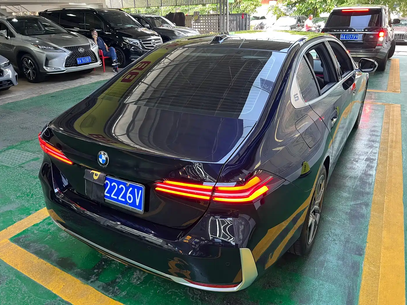 BMW 5-SERIES