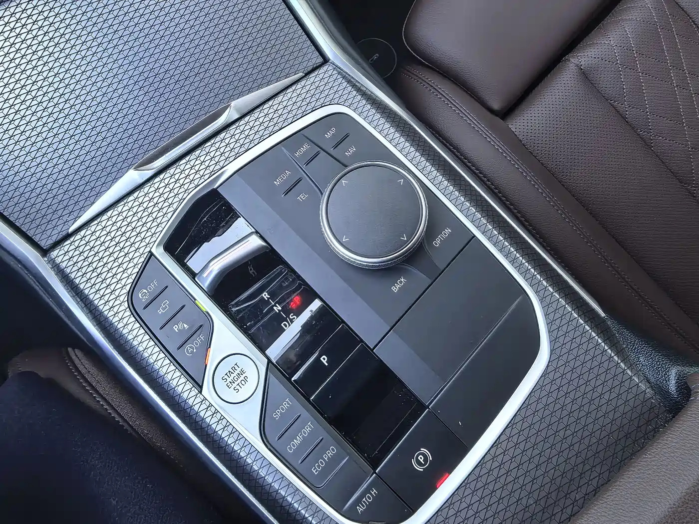 BMW 3 Series 2024 325Li M Sport Shadowline Package фото 9