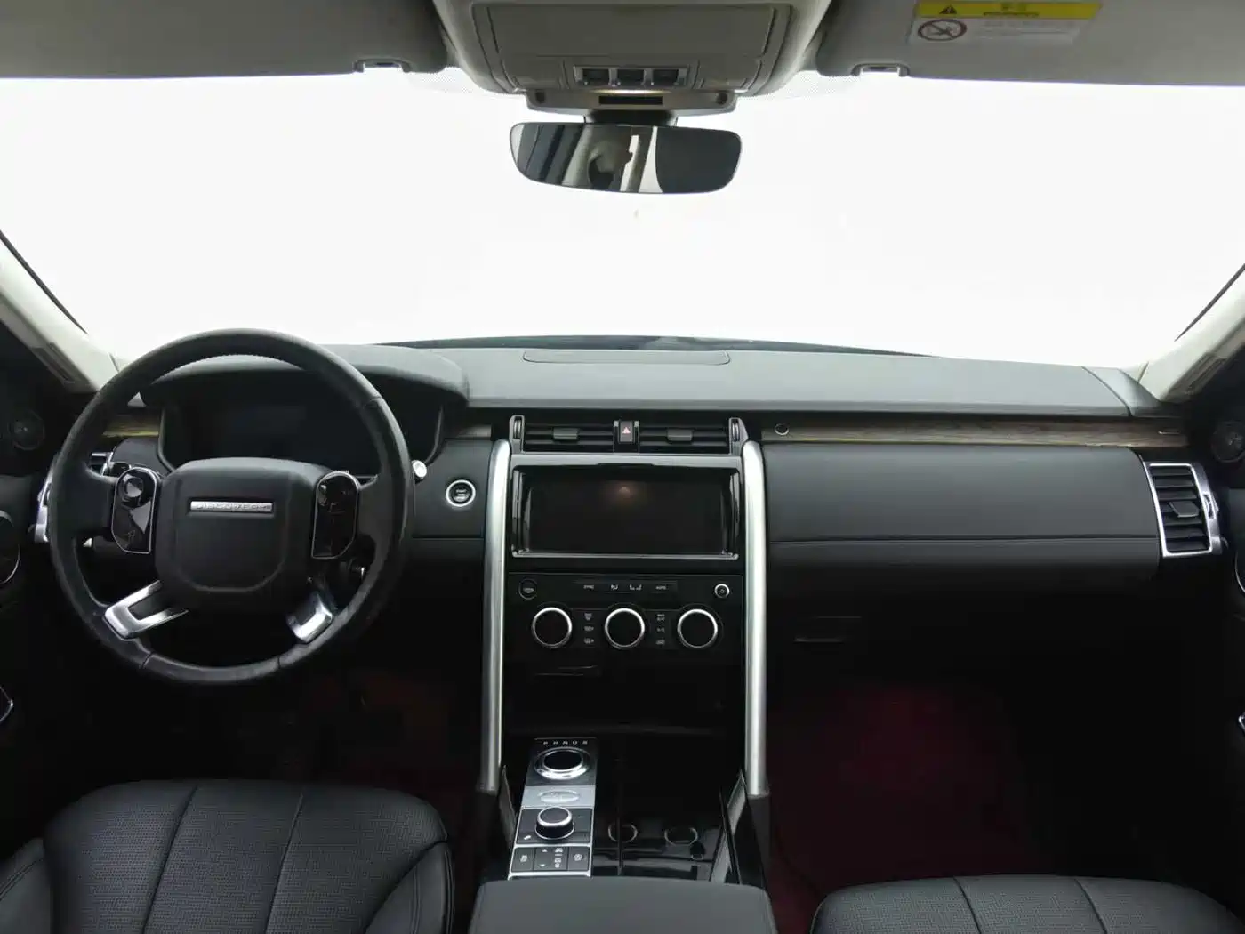 Land Rover Discovery 2019 2.0T HSE фото 5