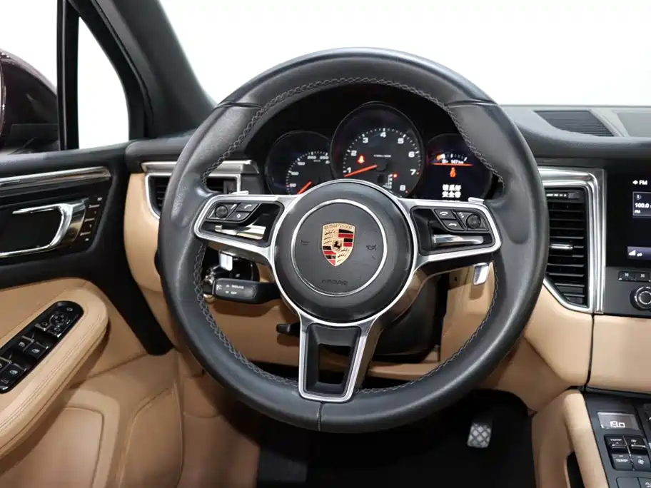Porsche Macan 2017 Macan 2.0T фото 12