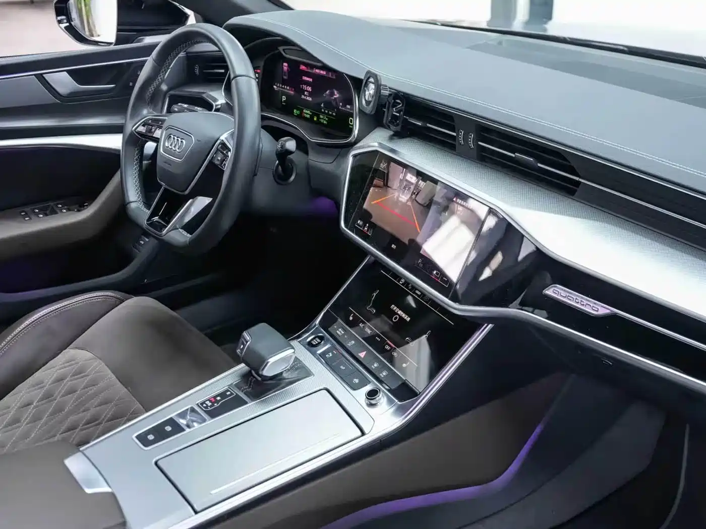 AUDI A7L