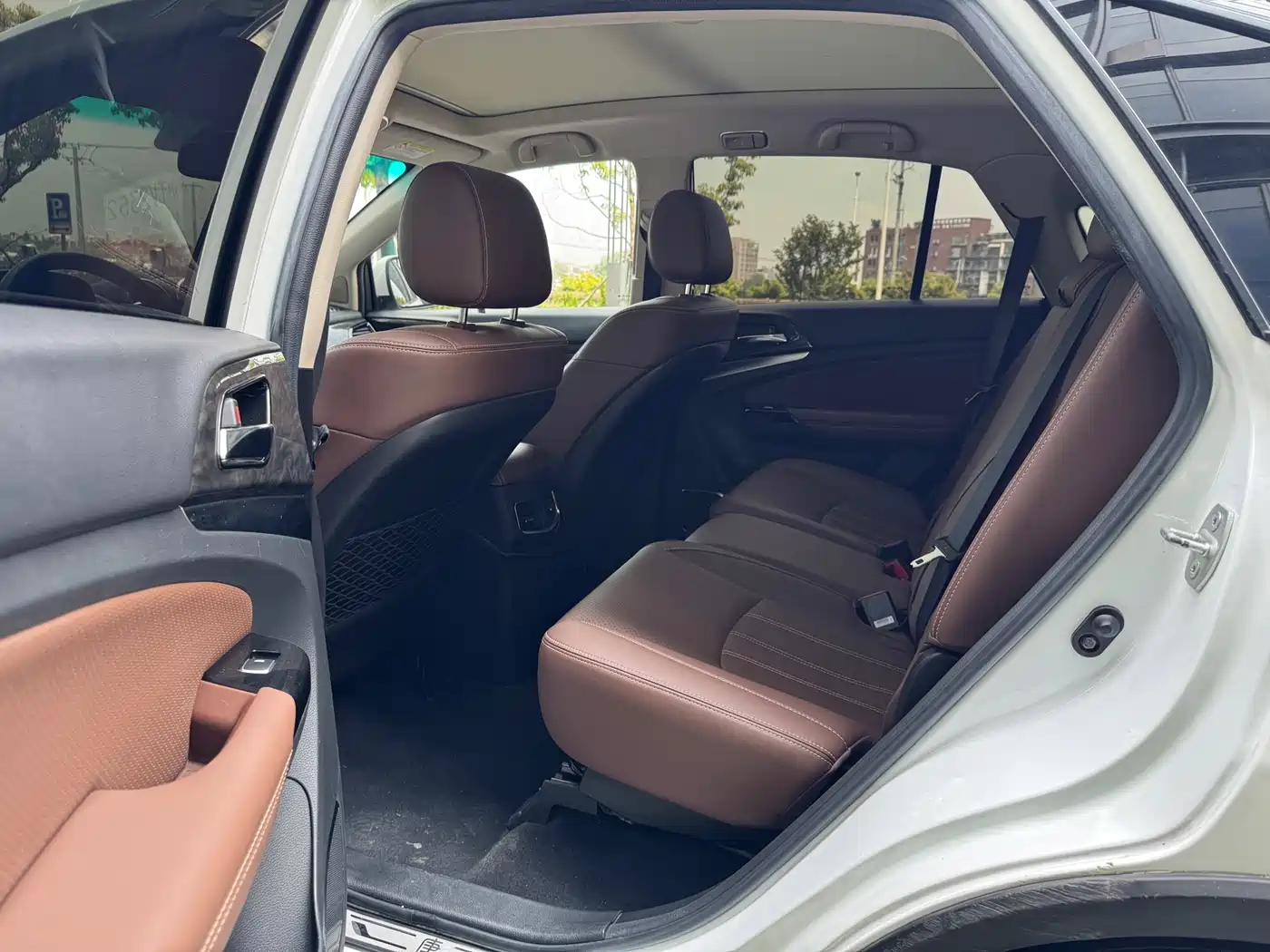 BYD Tang New Energy 2017 Model 2.0T Full-time 4WD Elegance фото 8