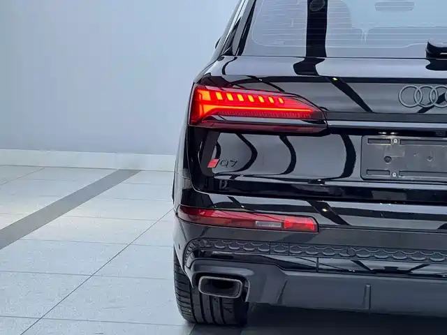 Audi Q7, фото 3