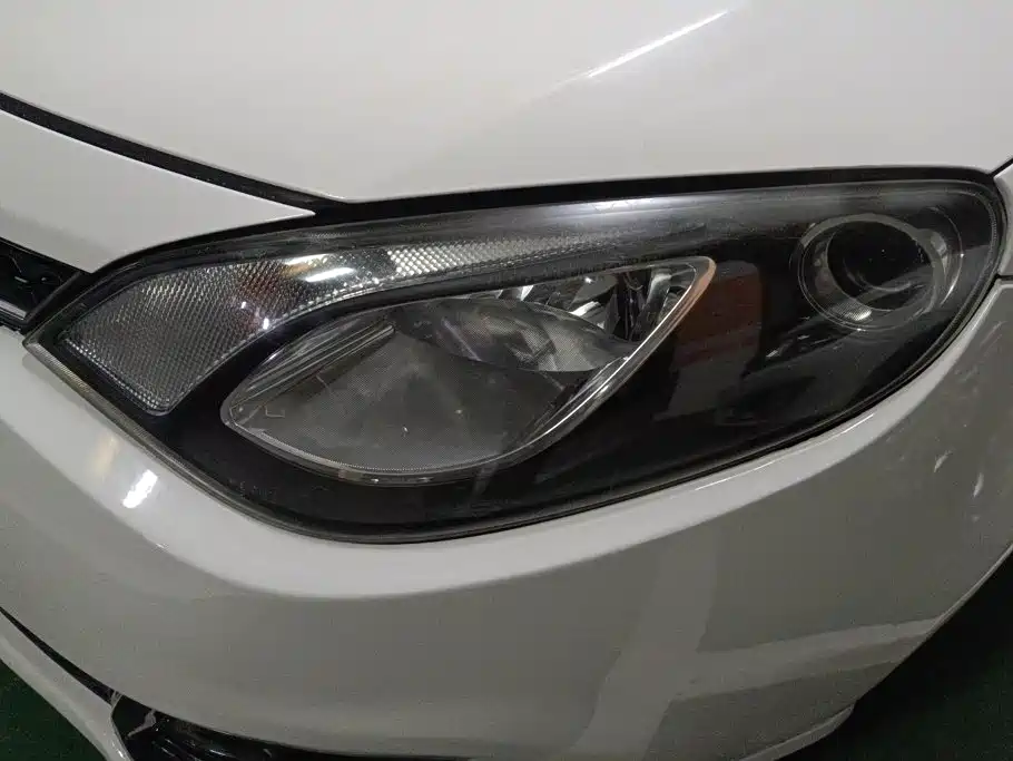 MG MG6 2014 2014 Hatchback 1.8L Automatic Driving Value Edition