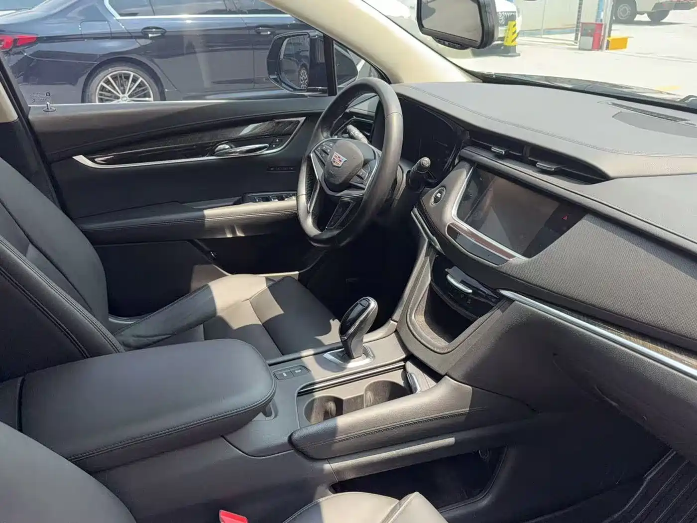 Cadillac XT5 2016 25T Luxury Model фото 8