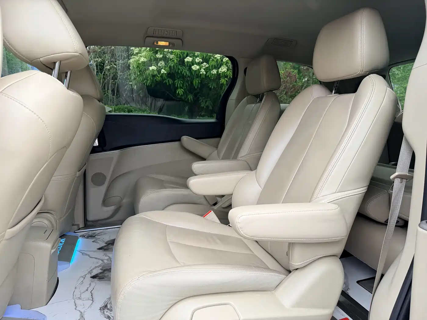 Buick GL8 2018 28T Luxury Model China VI фото 8