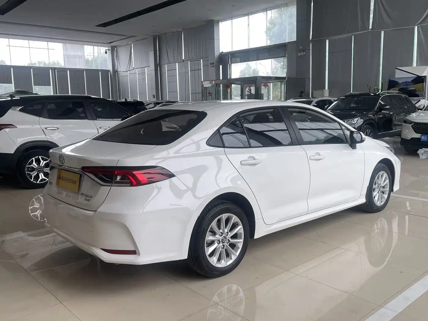 Toyota Corolla 2023 1.2T Elite Edition фото 3
