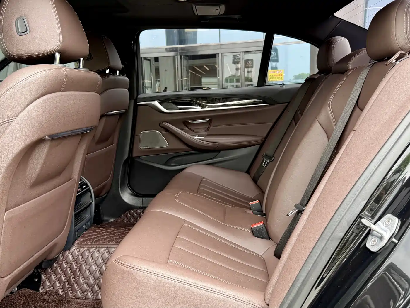 BMW 5 Series 2019 525Li M Sport Package фото 14