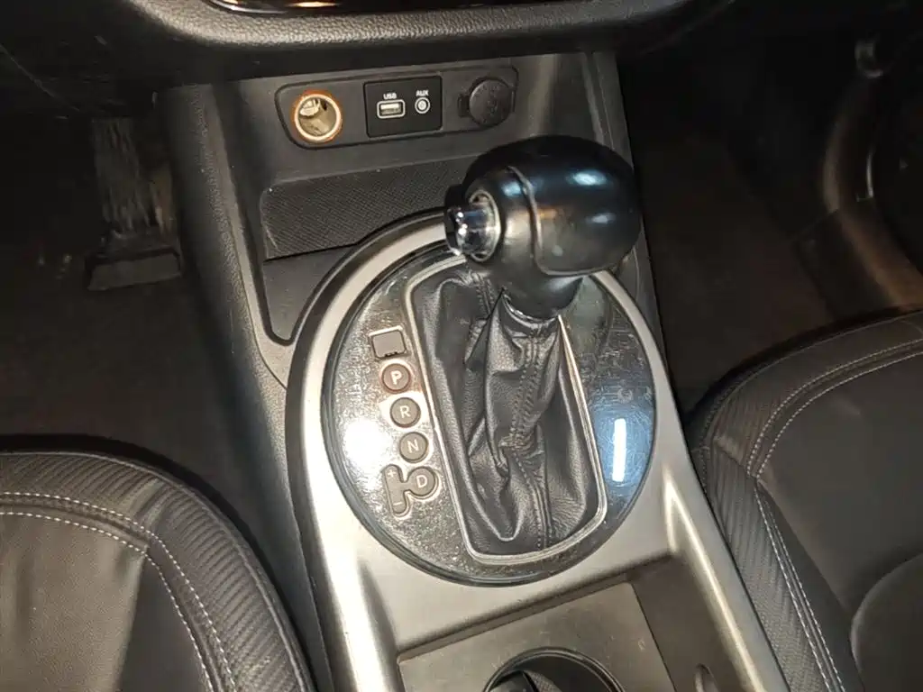 Kia Sportage 2015 2.0L Automatic 2WD GLS фото 14