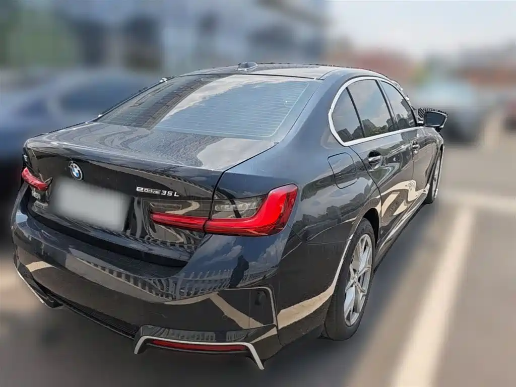 BMW i3 2025 eDrive 35 L фото 12