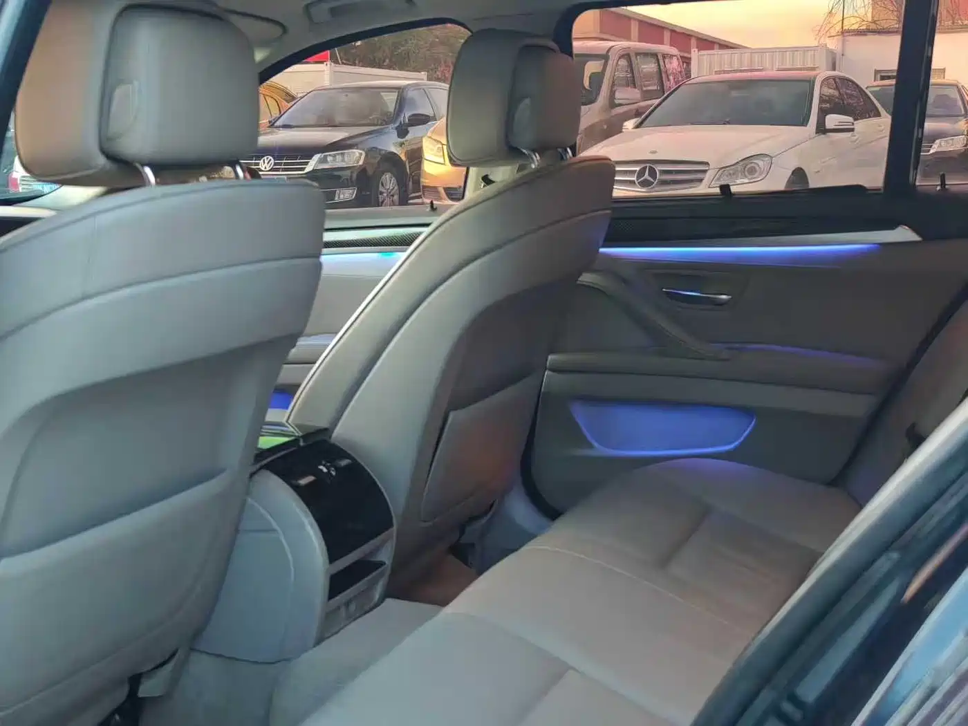 BMW 5 Series (Import) 2012 530i Leading Touring Edition фото 6
