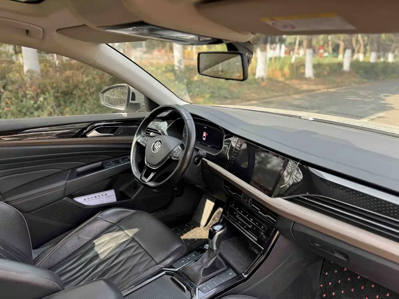 Volkswagen Passat 2019 330TSI Luxury Edition China VI фото 11