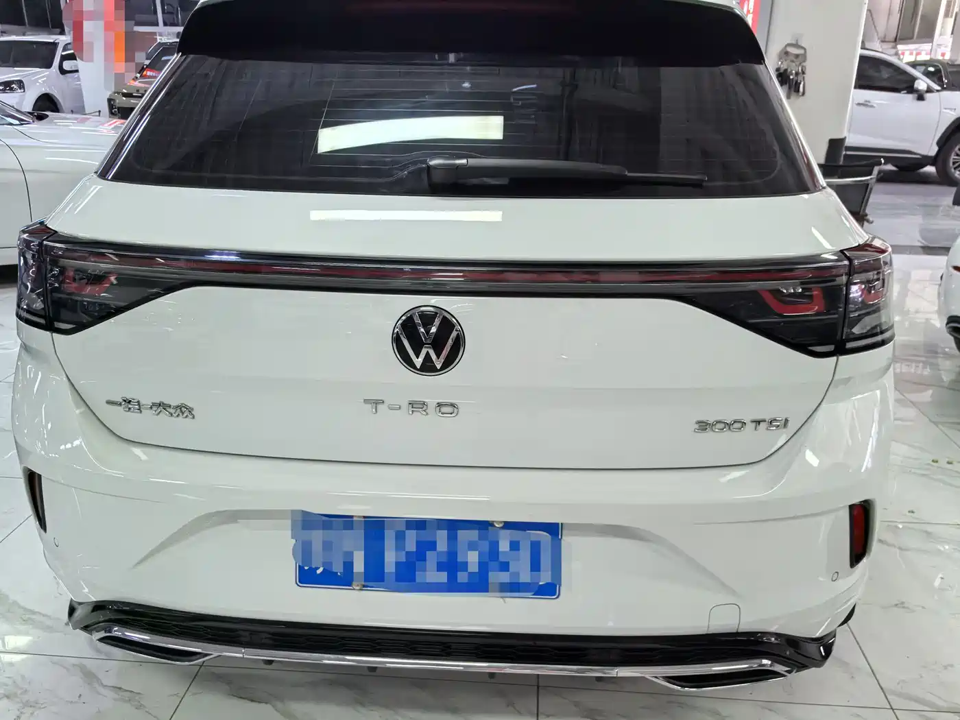 Volkswagen T-ROC 2025 300TSI DSG 2WD Dawn Edition фото 5