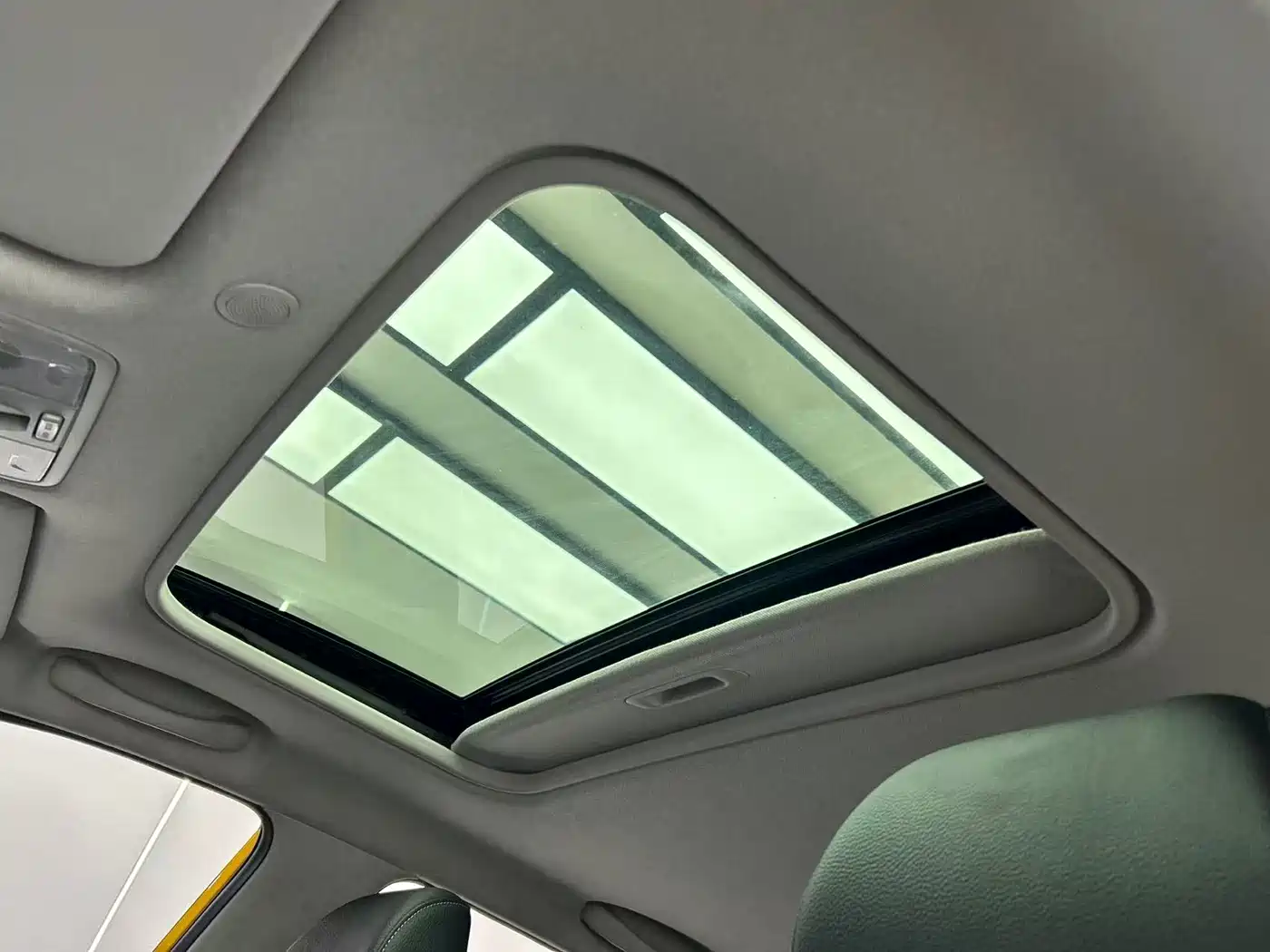 Kia KX1 2021 1.4L CVT Fun Sunroof Version фото 17