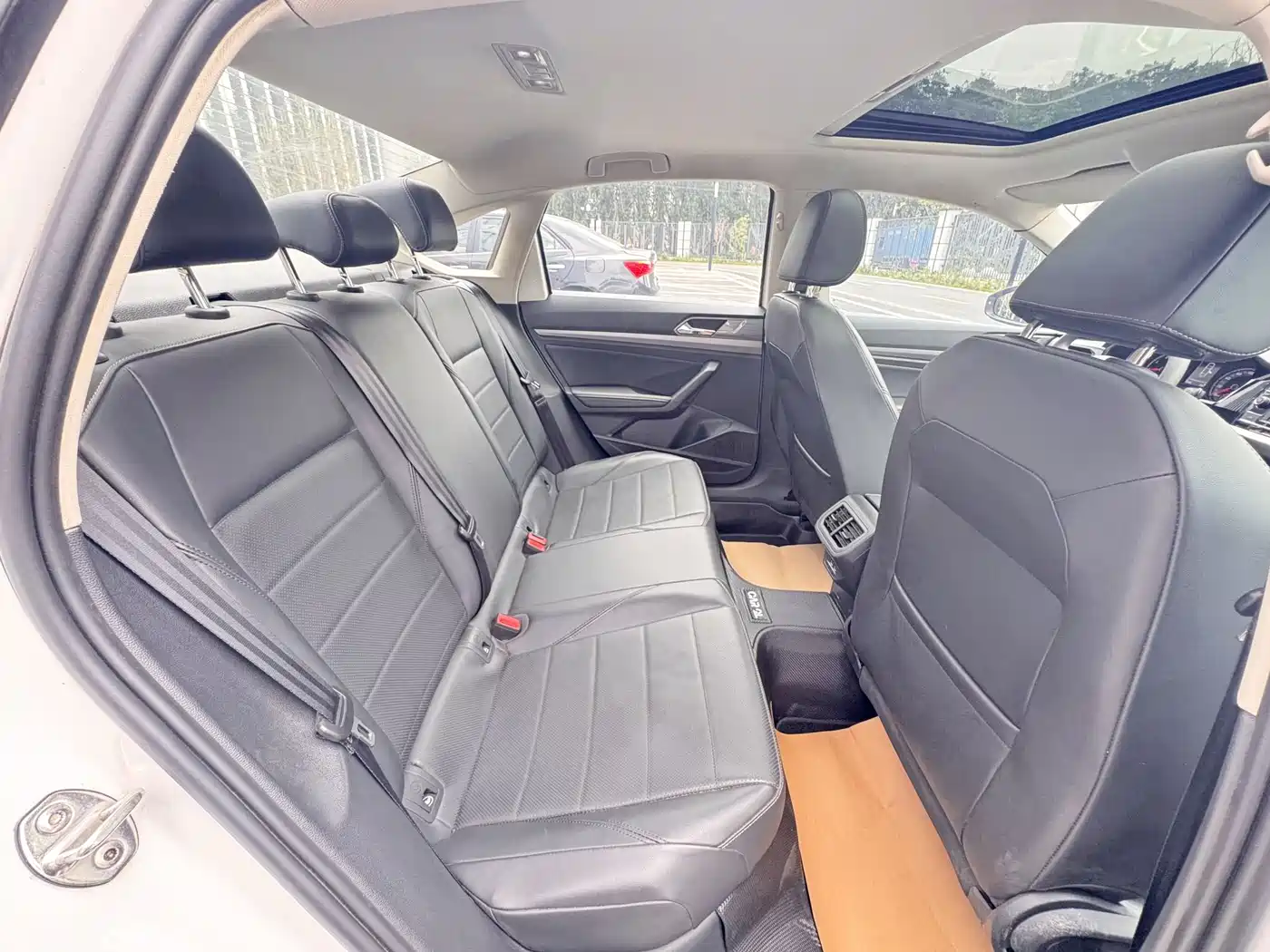 Volkswagen Lavida 2019 1.5L Automatic Comfort Edition China VI фото 12