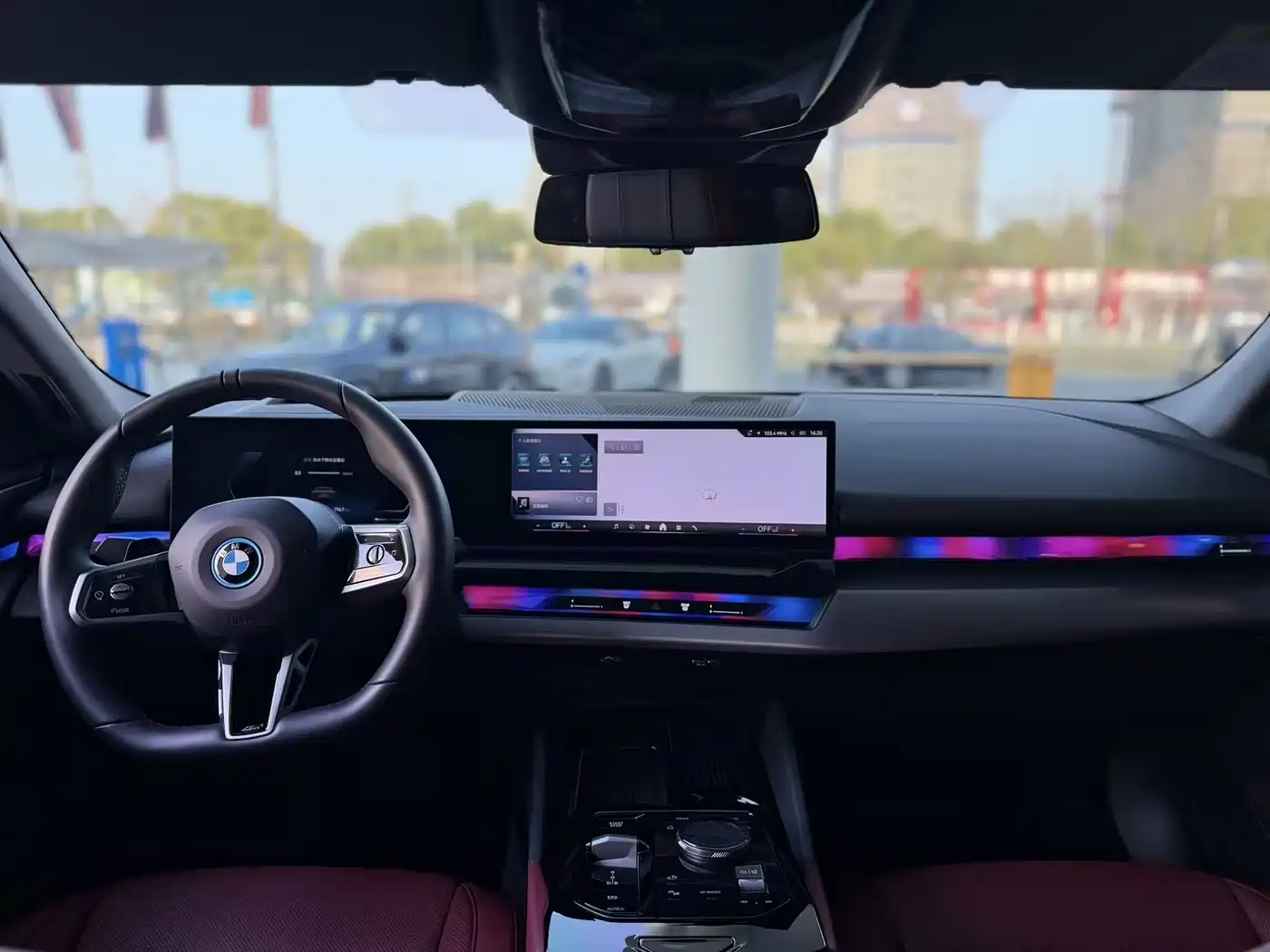 BMW I5