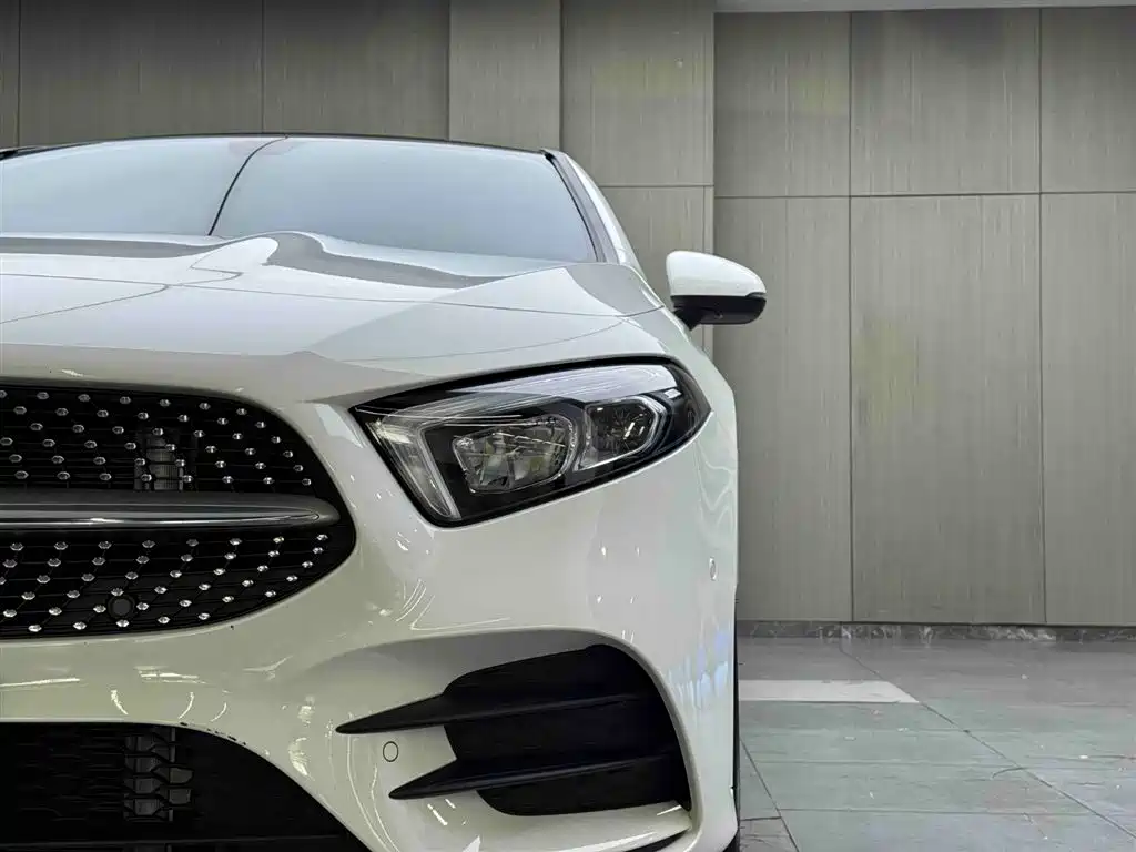 Mercedes-Benz A-Class 2022 A 200 L Sport Sedan Style фото 7