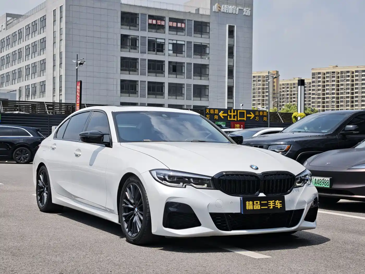 BMW 3 Series 2020 325Li M Sport Package фото 3