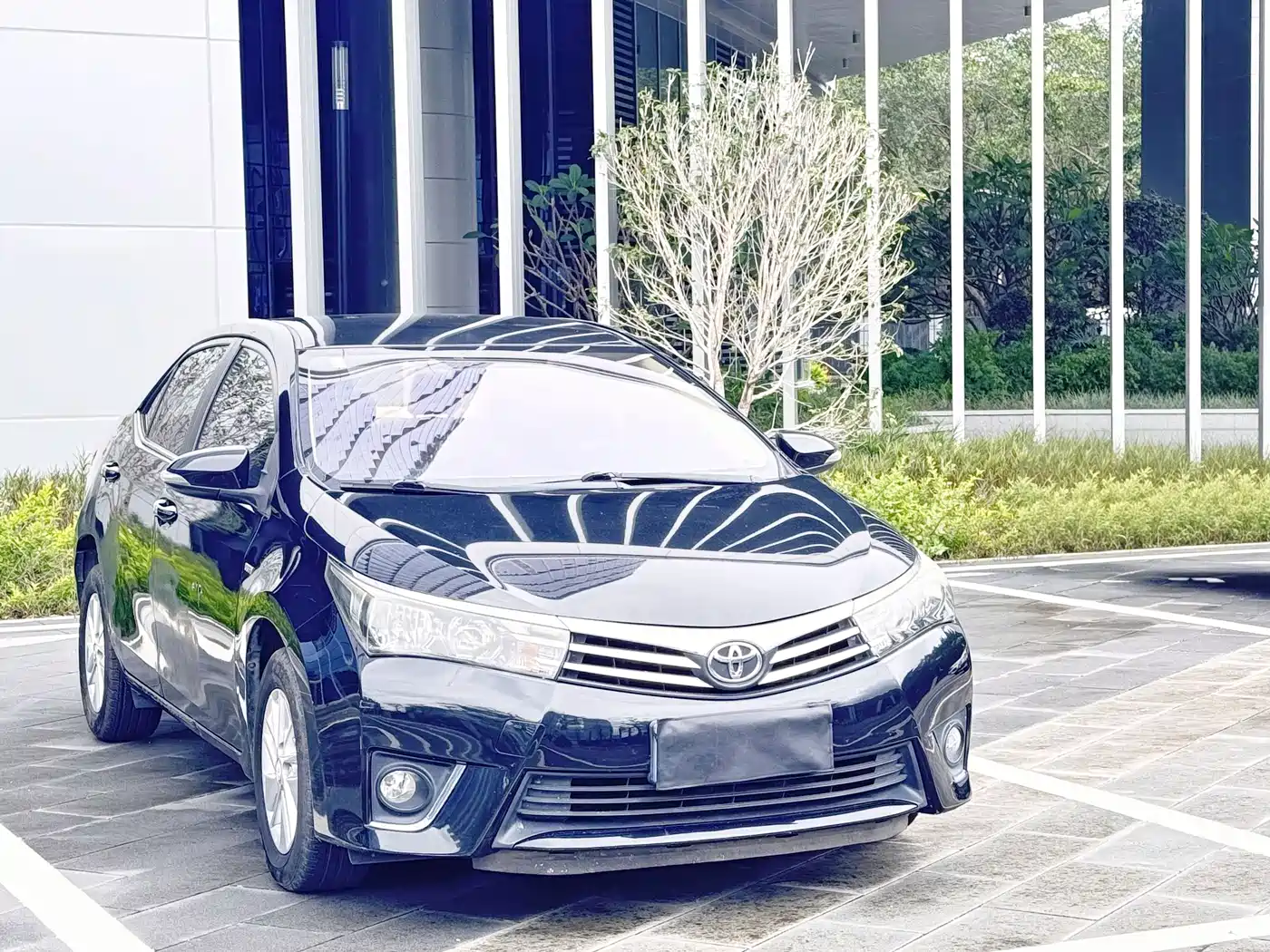 Toyota Corolla 2014 1.6L CVT GL фото 3