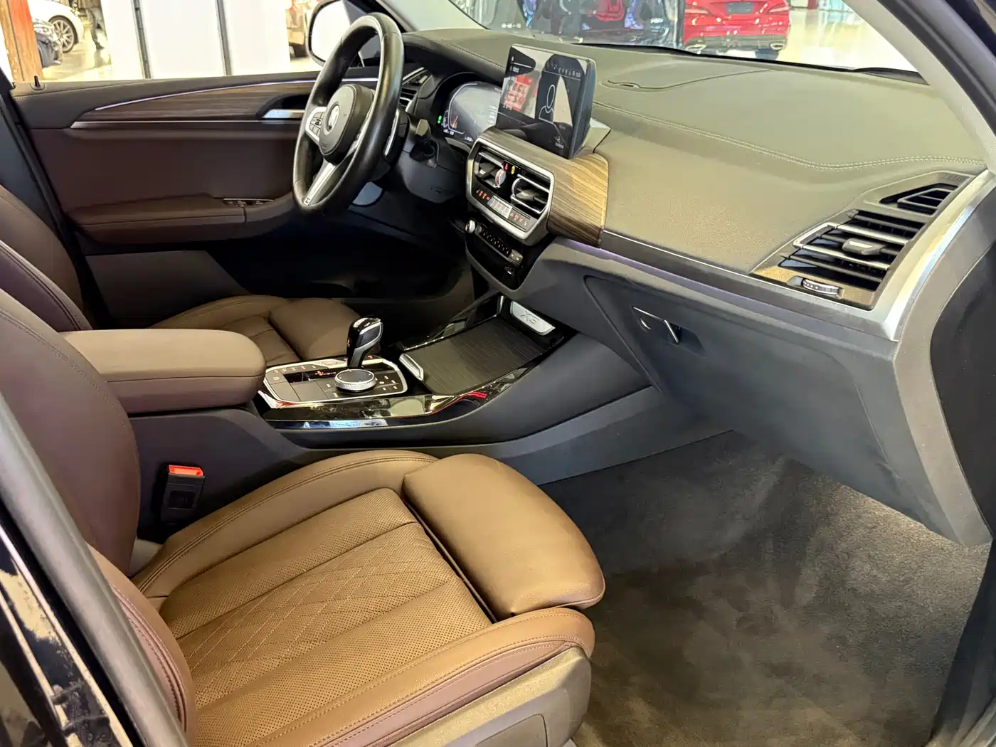 BMW X3 2022 Facelift xDrive30i Leading M Shadow Edition фото 4