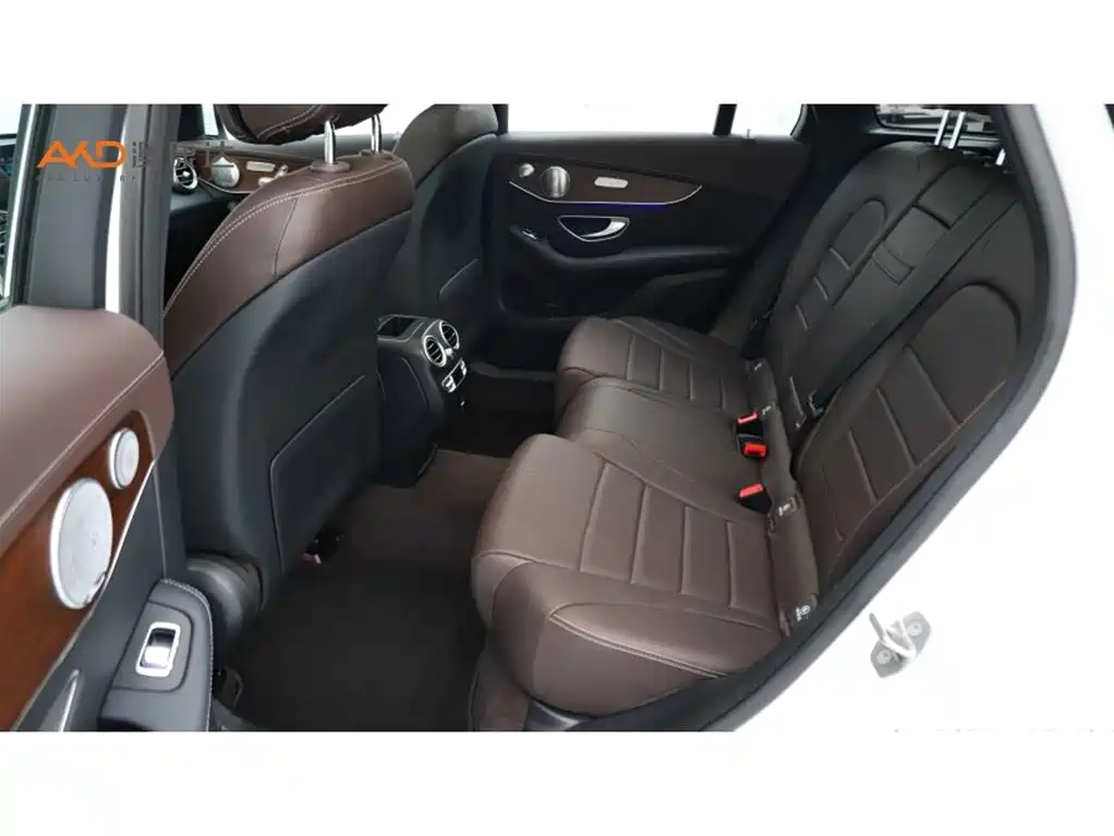 Mercedes-Benz GLC 2021 GLC 300 L 4MATIC Sporty фото 7