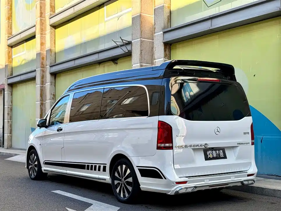 Mercedes-Benz Vito 2021 2.0T Business Edition 7-seater фото 3