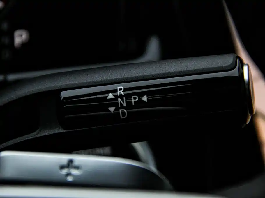 Mercedes-Benz E-Class 2025 Facelift E 300 L Luxury фото 21