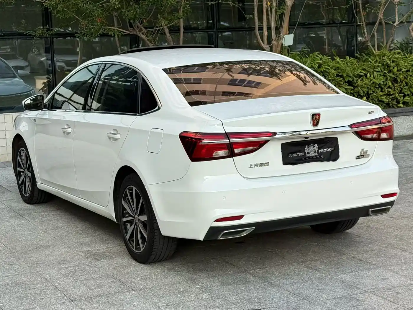 Roewe i6 2019 2018 20T Automatic Internet ZhiXiang Edition