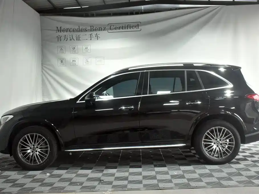 Mercedes-Benz GLC 2023 GLC 300 L 4MATIC Dynamic 7-Seater фото 13