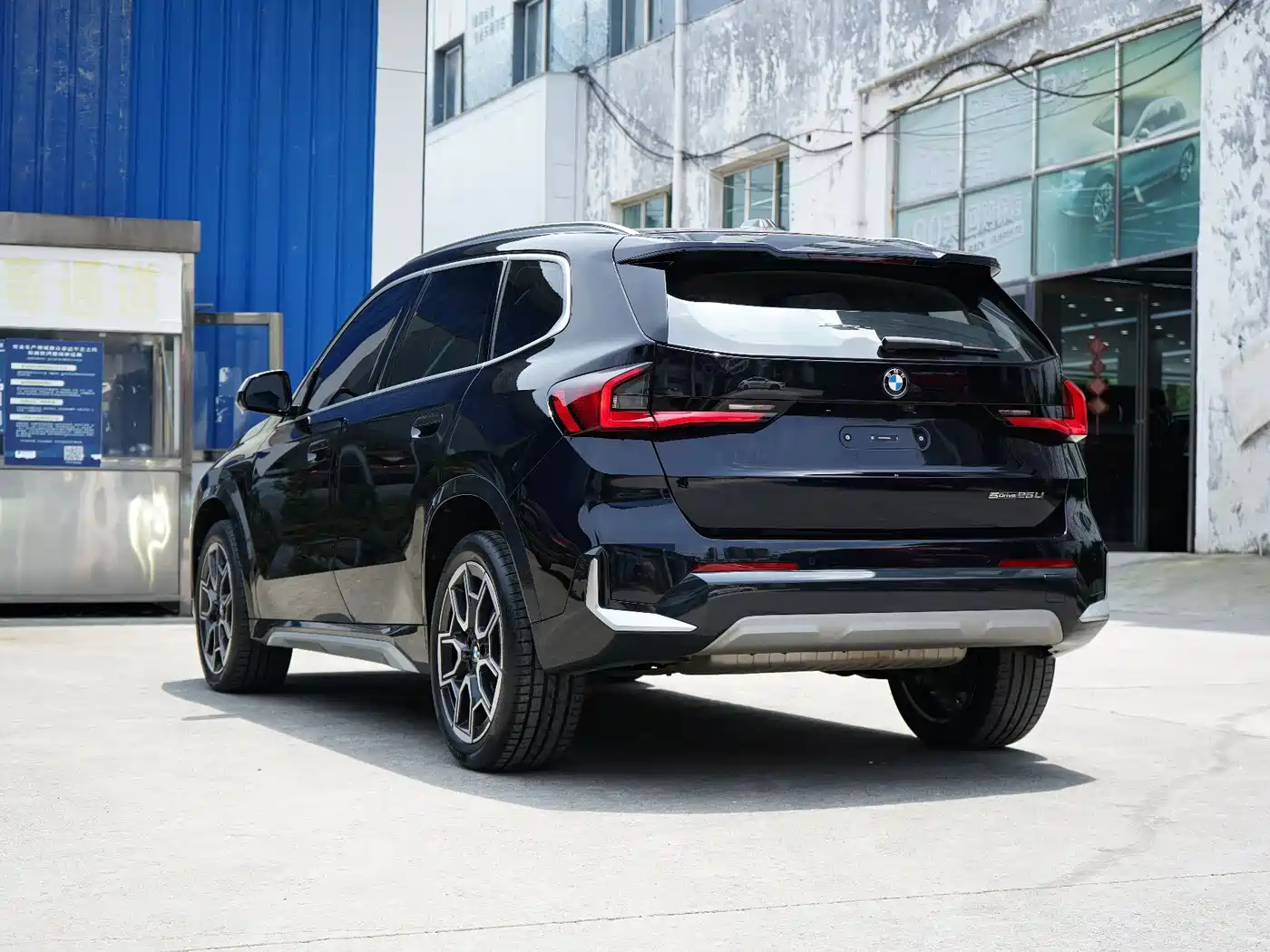BMW X1 2023 sDrive25Li X Design Package фото 9