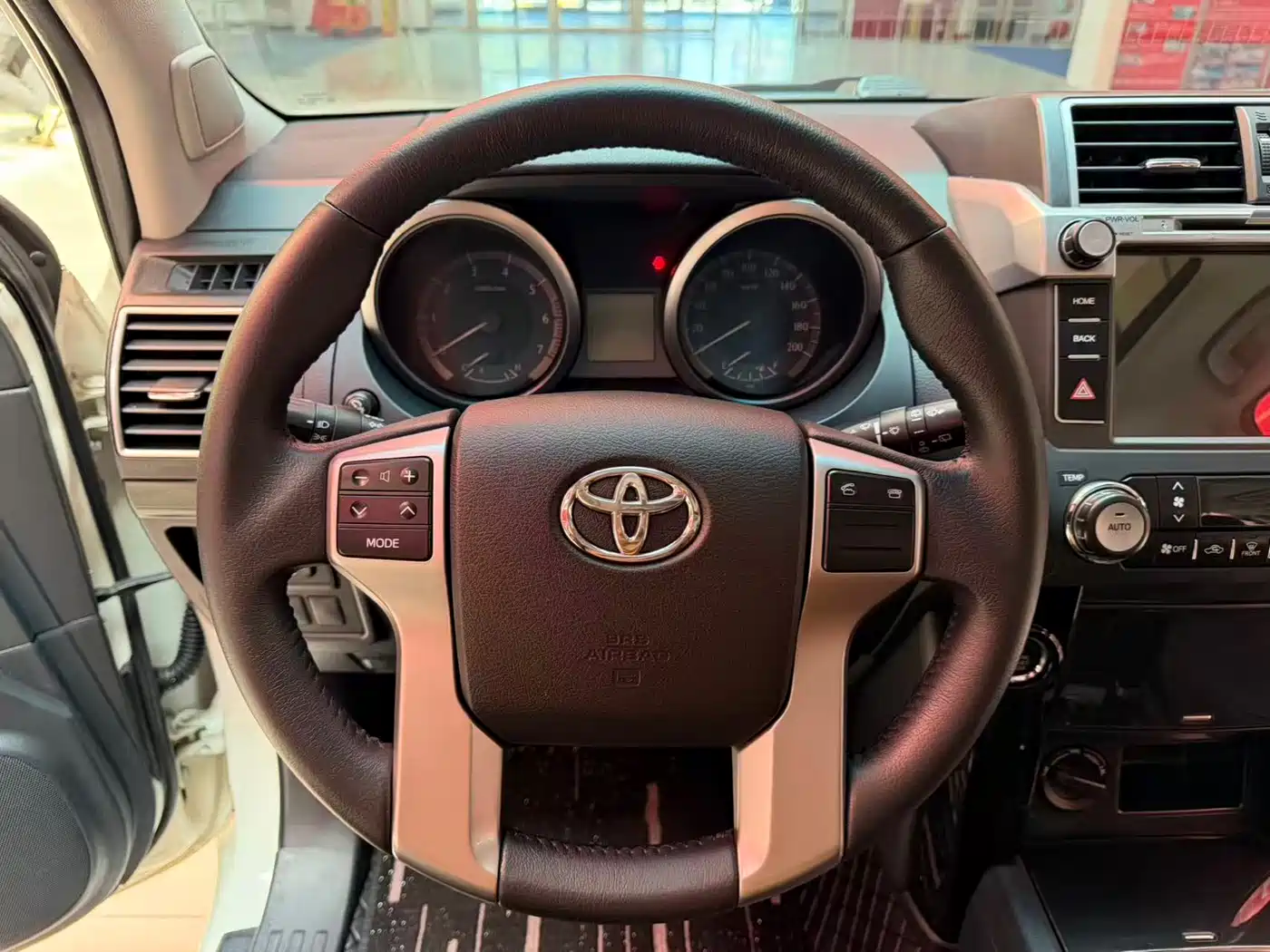 Toyota Prado 2016 2.7L Auto Standard Edition фото 17