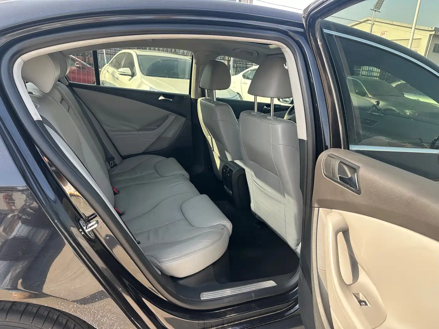 Volkswagen Magotan 2011 1.8TSI DSG Comfort фото 10