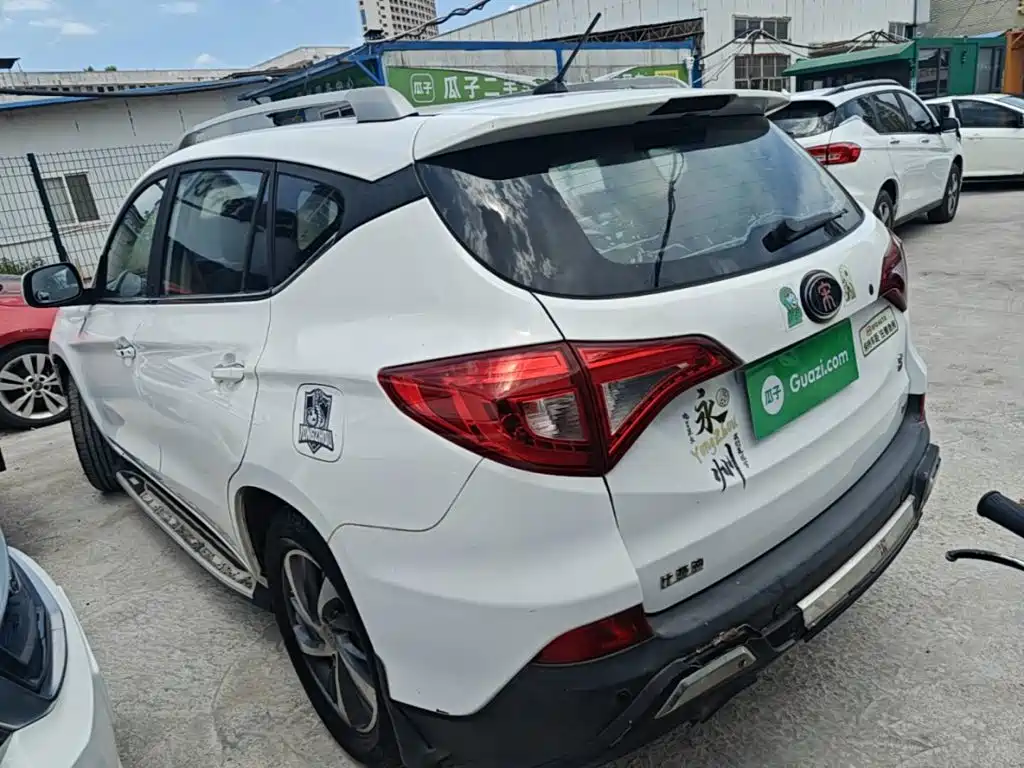 BYD Song 2016 2016 1.5TI Manual Premium