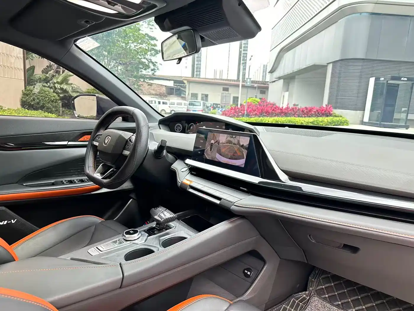 CHANGAN UNI-V