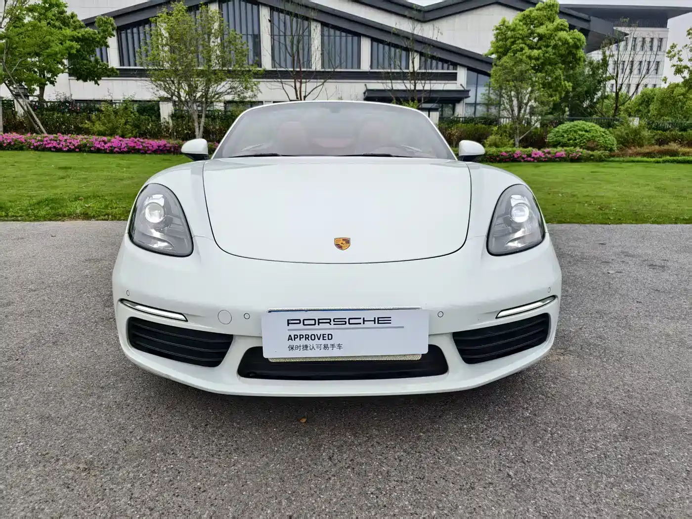 PORSCHE 718