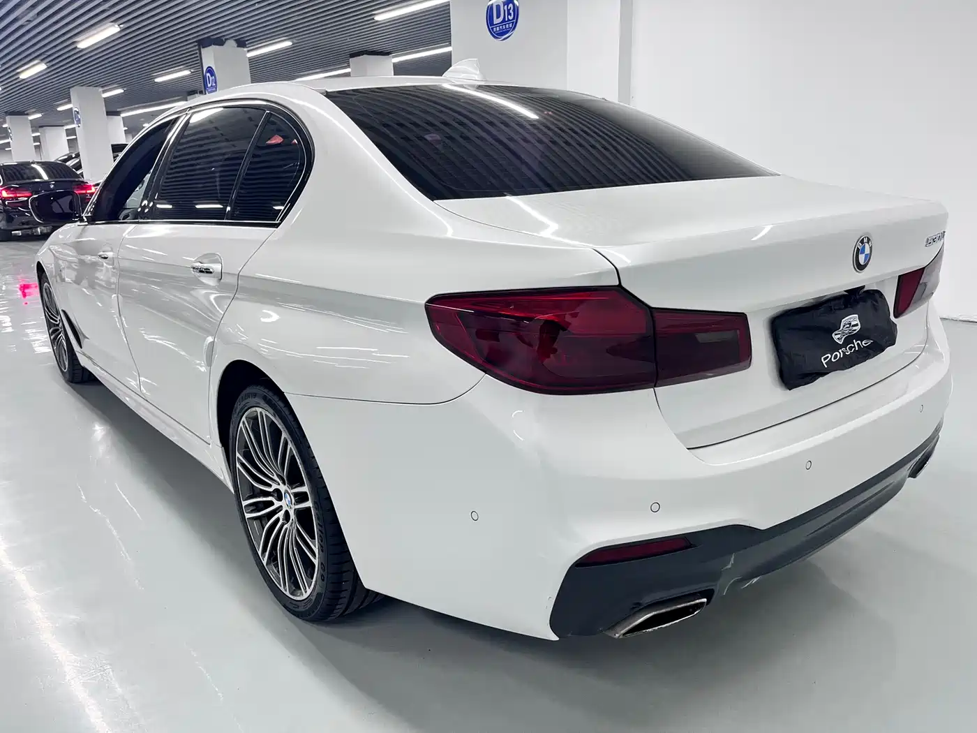BMW 5 Series 2018 Facelift 530Li Leading M Sport Package фото 15
