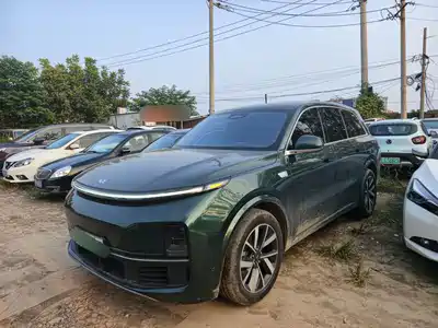 Li Auto L8