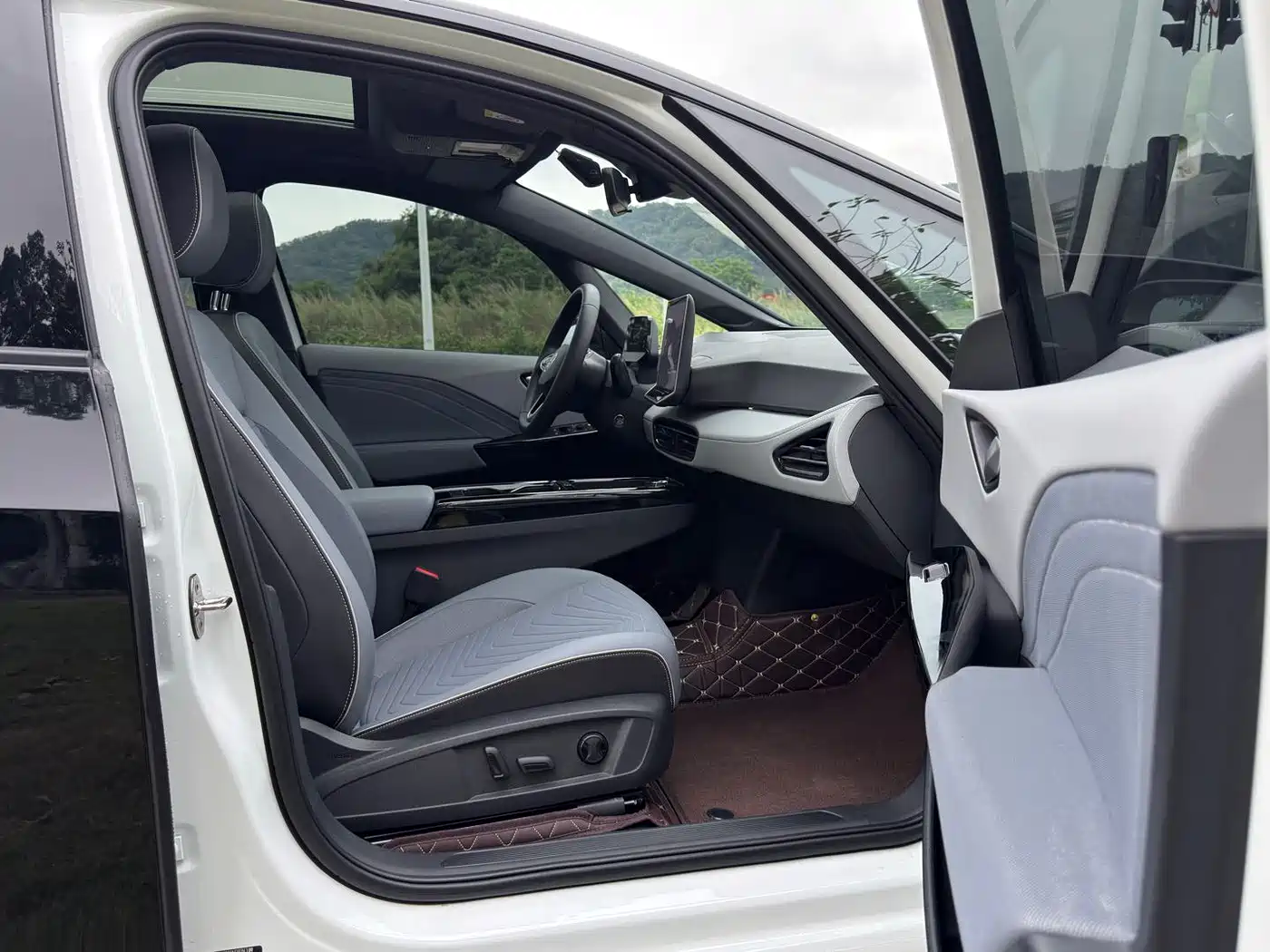Volkswagen ID.3 2025 Facelift Smart Outstanding Edition фото 18