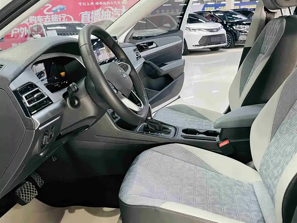 Volkswagen Lavida 2024 Model 1.5L Automatic 5 Million Edition фото 7