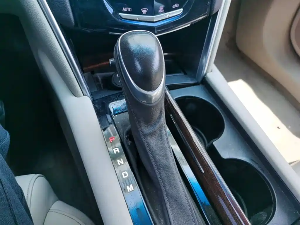 Cadillac XTS 2017 28T Technology фото 14