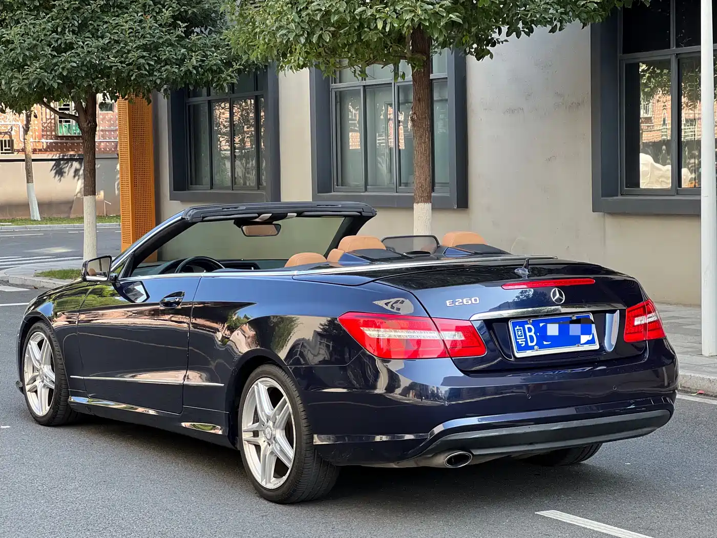 Mercedes-Benz E-Class (Import) 2012 E 260 CGI Convertible фото 13