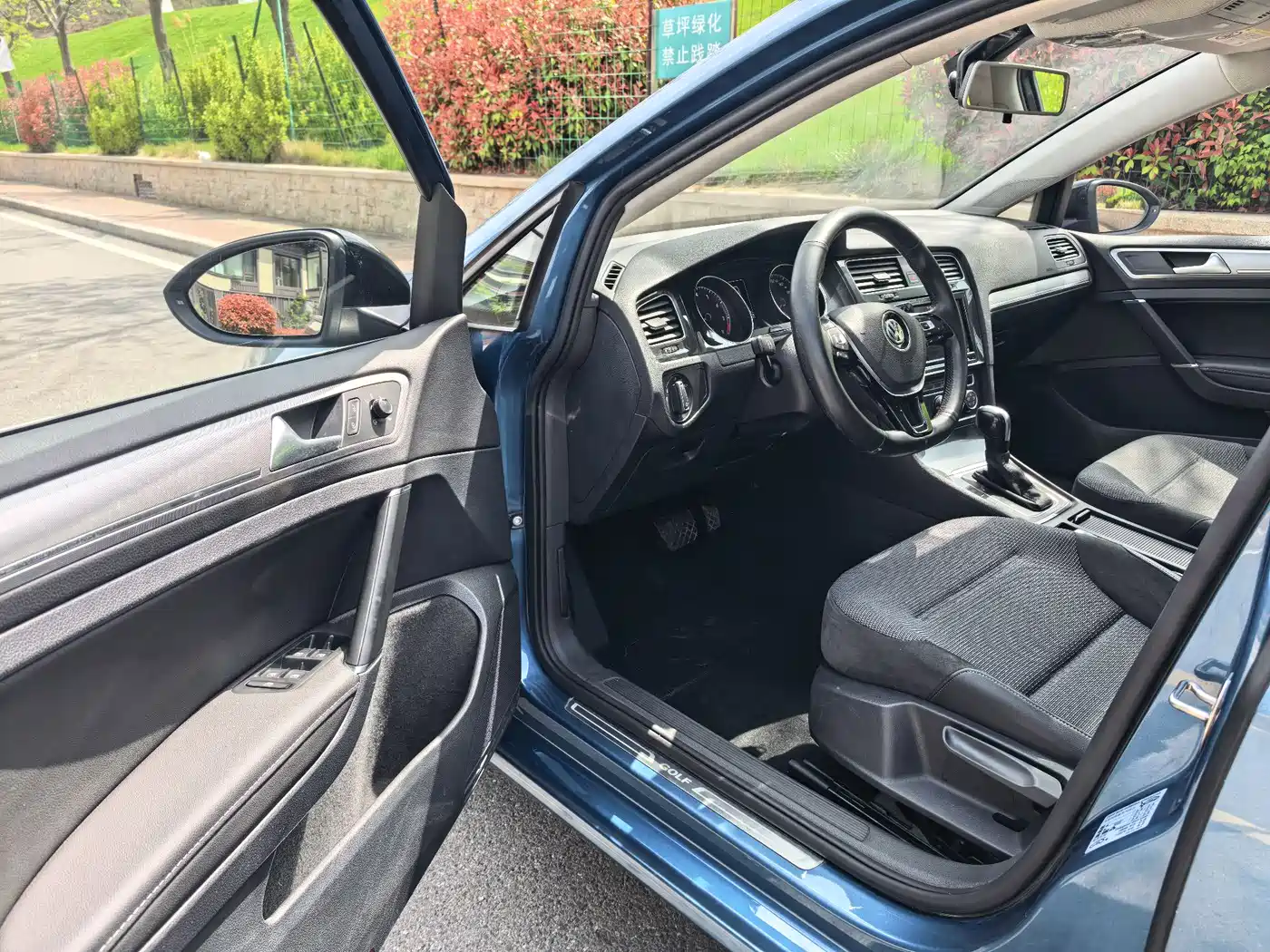 Volkswagen Golf 2019 280TSI DSG Comfort (China V) фото 9