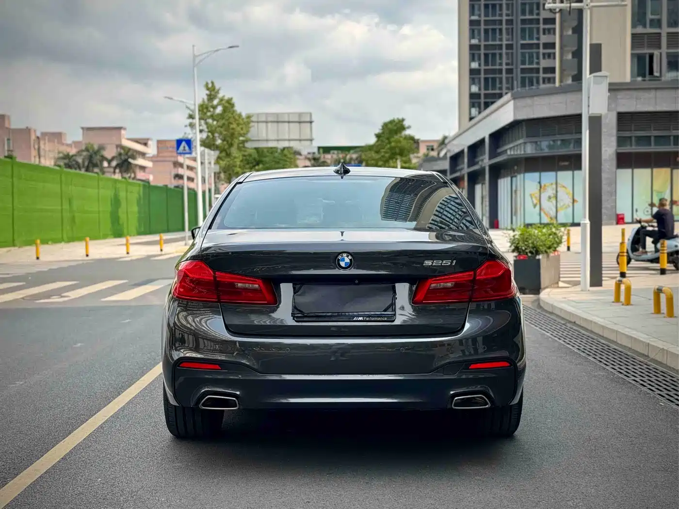 BMW 5 Series (Import) 2020 Model 525i M Sport Package фото 17