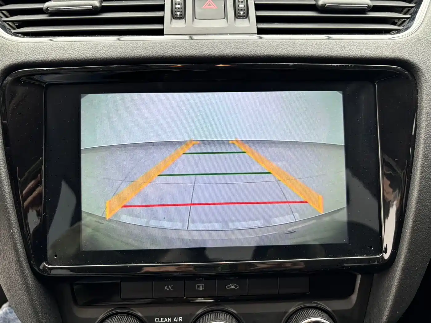 Škoda Octavia 2022 1.5L Automatic Comfort Edition фото 8