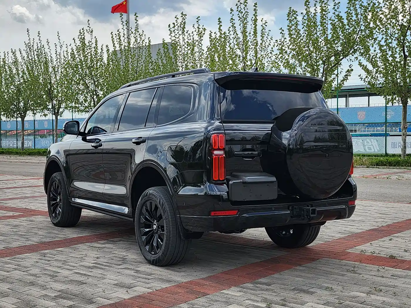 Tank 500 EV 2024 Hi4-T Black Warrior Edition фото 14