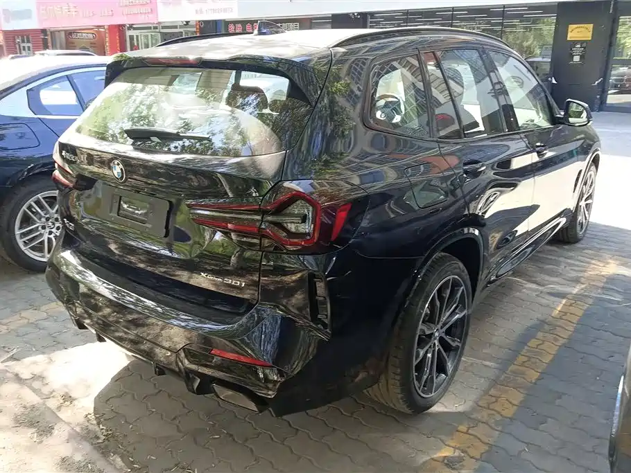 BMW X3 2023 xDrive30i Leading M Night Package фото 3
