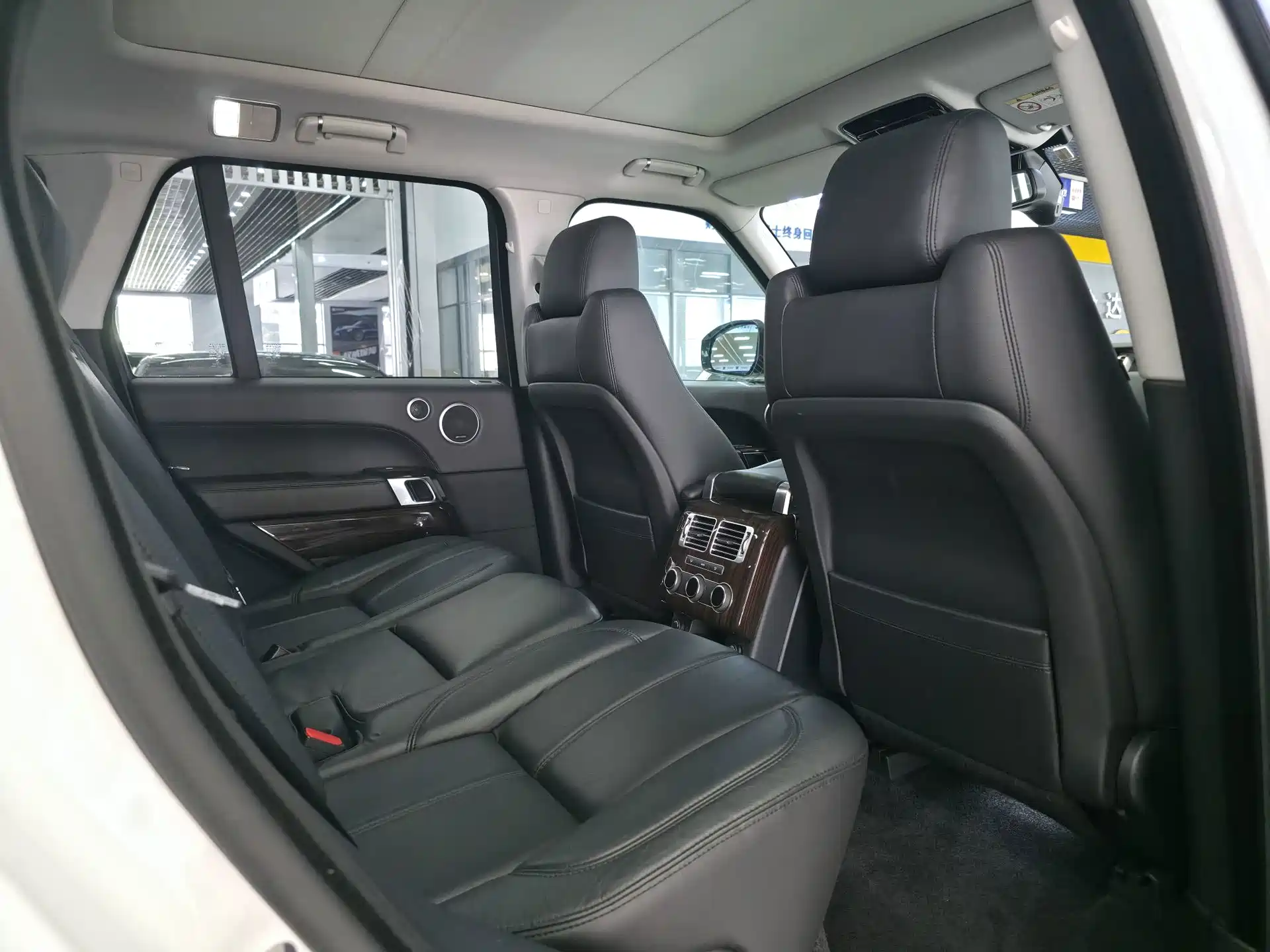 Фото 6 - Land Rover Range Rover